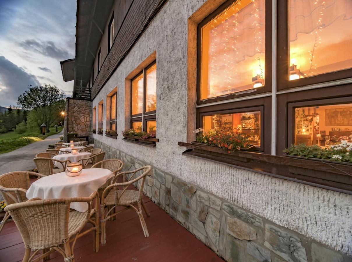 Hotel Hromovka Špindlerŭv Mlýn Dış mekan fotoğraf
